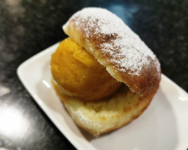 Receta de beignets con sorbete de melocotón